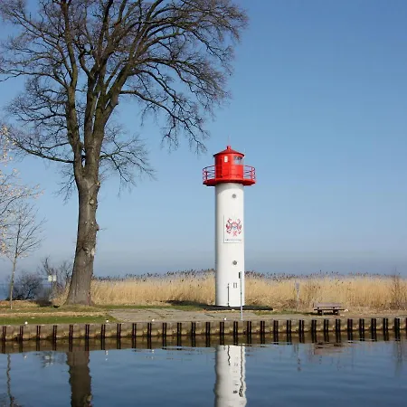 Achtern De Heeg In شقة *