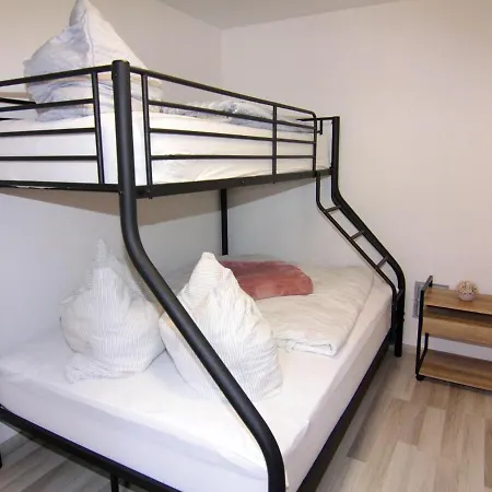 Apartment Achtern De Heeg In